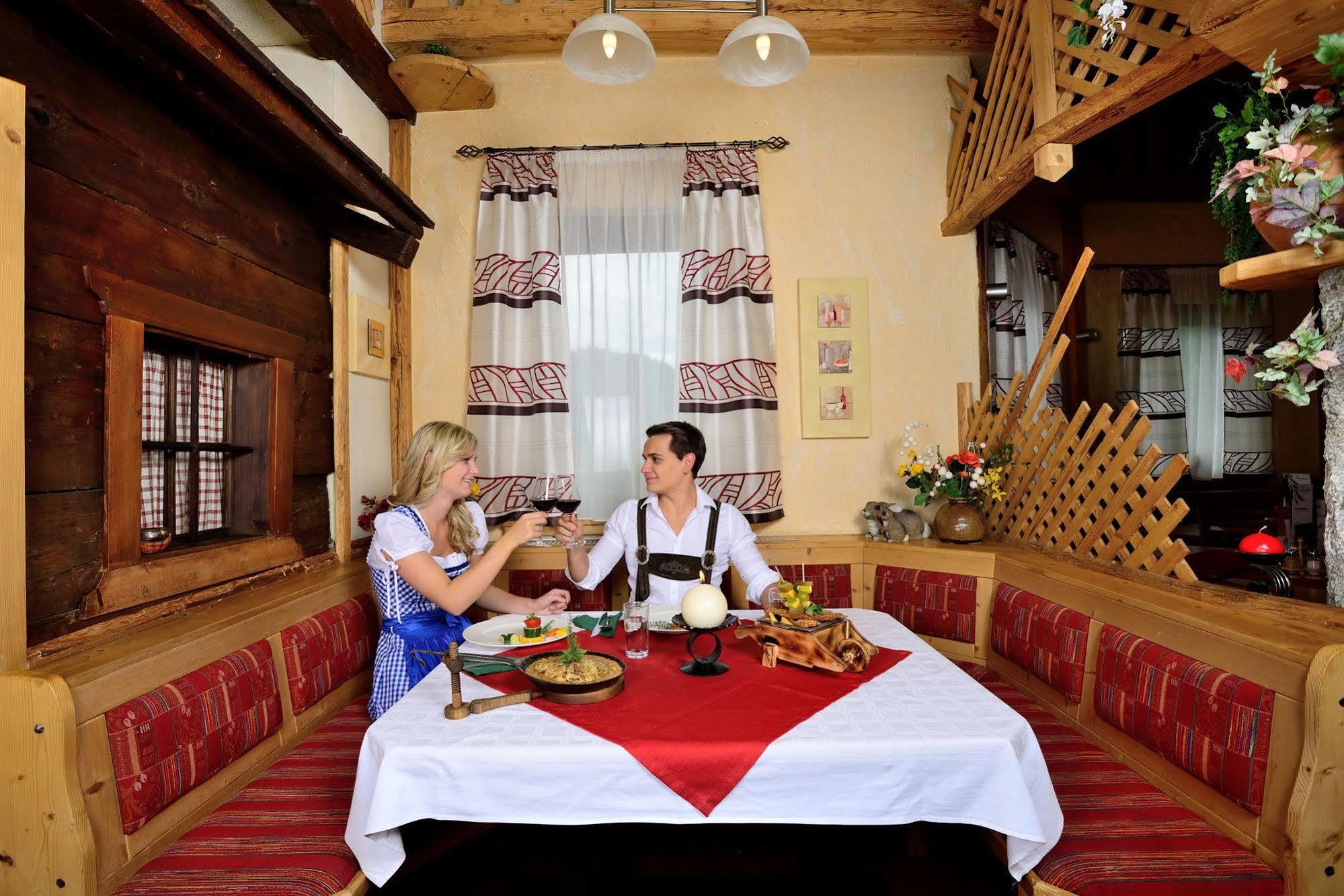 Sankt Lorenzen im Murztal Lorenzer Schlafstubn מראה חיצוני תמונה